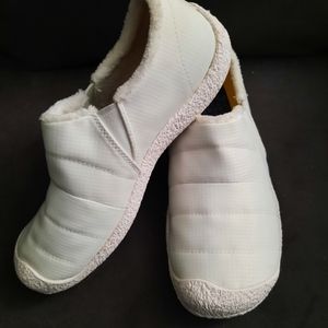 Keen Howser II versatile slippers women's size 10.5